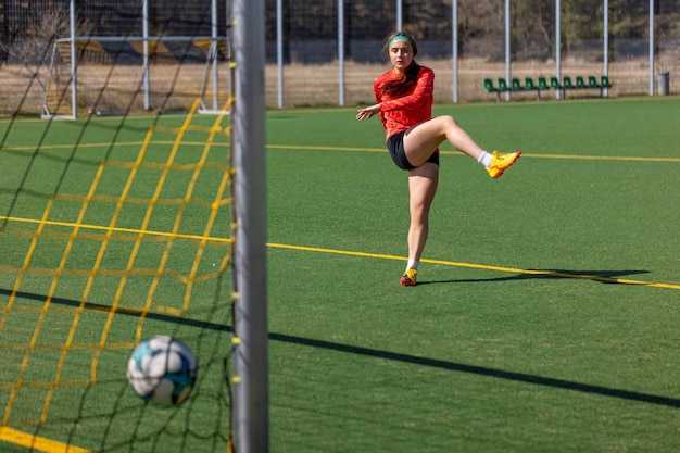 Сравнение линий на различных стадионах