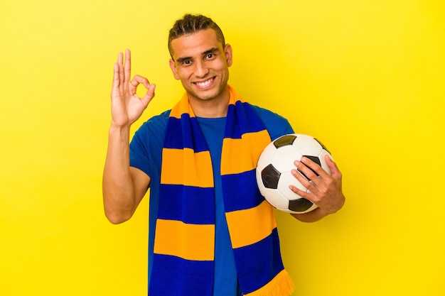 Дебют в профессиональном футболе